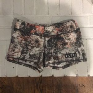 Fleo Shorts